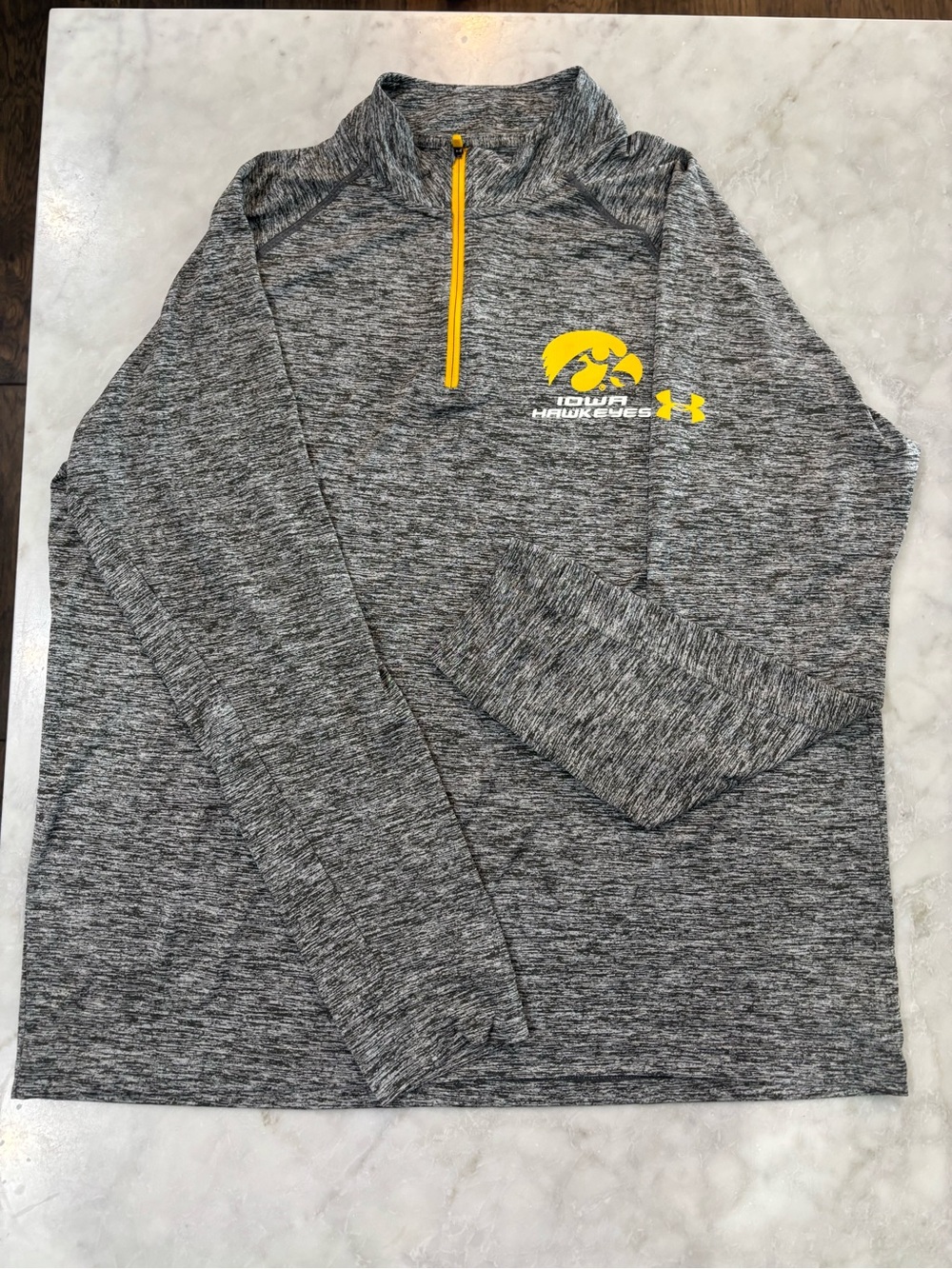Under Armour Iowa Hawkeyes Men’s 2XL Gray Heather Quarter-Zip Pullover
